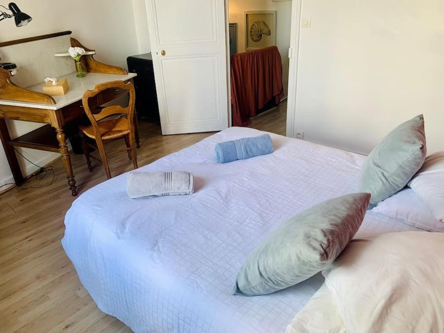 Maison De Au Coeur D'angouleme- 2 Chambres-wifi- Cosy - Ideal De 1 A 6 Personnes - Conciergerie J&n